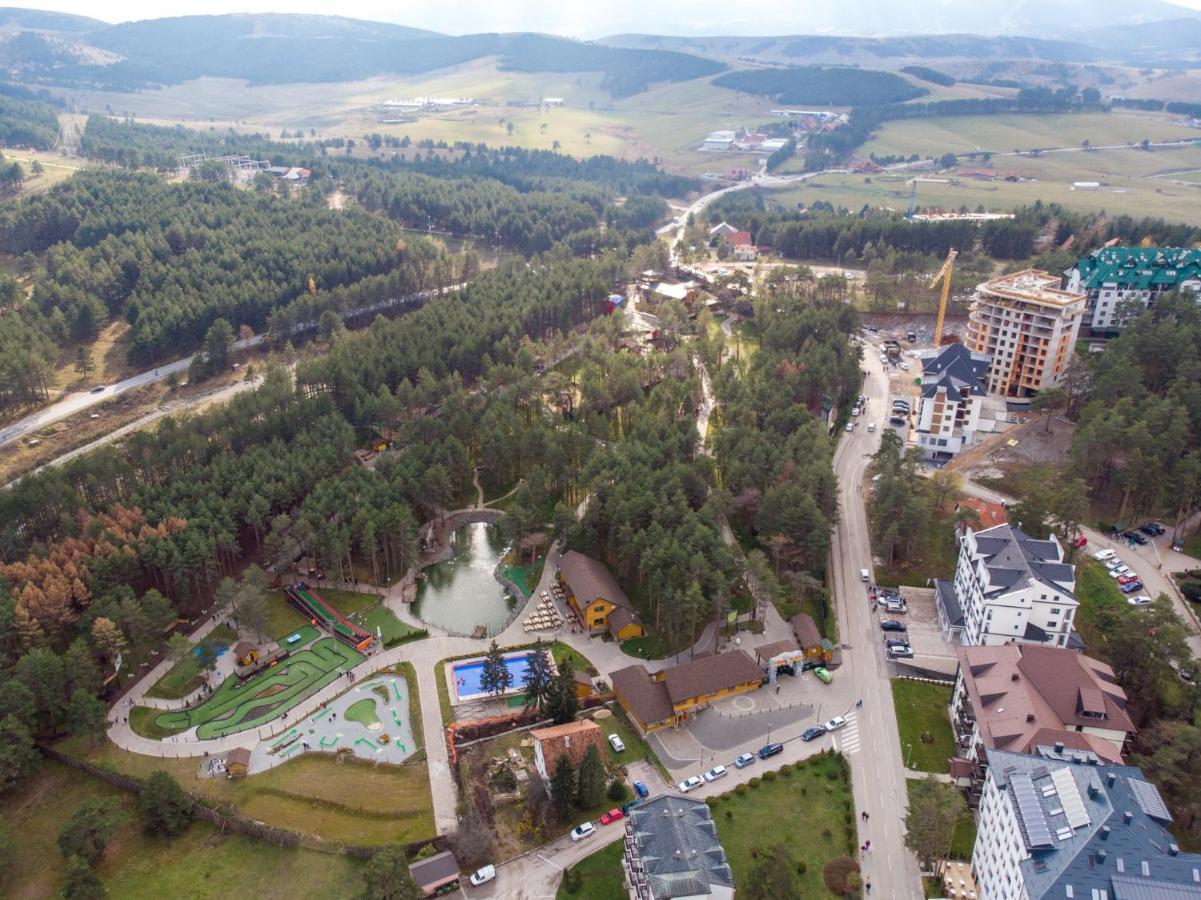 Dino Pogled Zlatibor -Odlicna Lokacija -Besplatan Parking U Objektu Apartman Kültér fotó